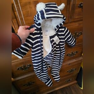 Gap Baby Warm Bear Suit-